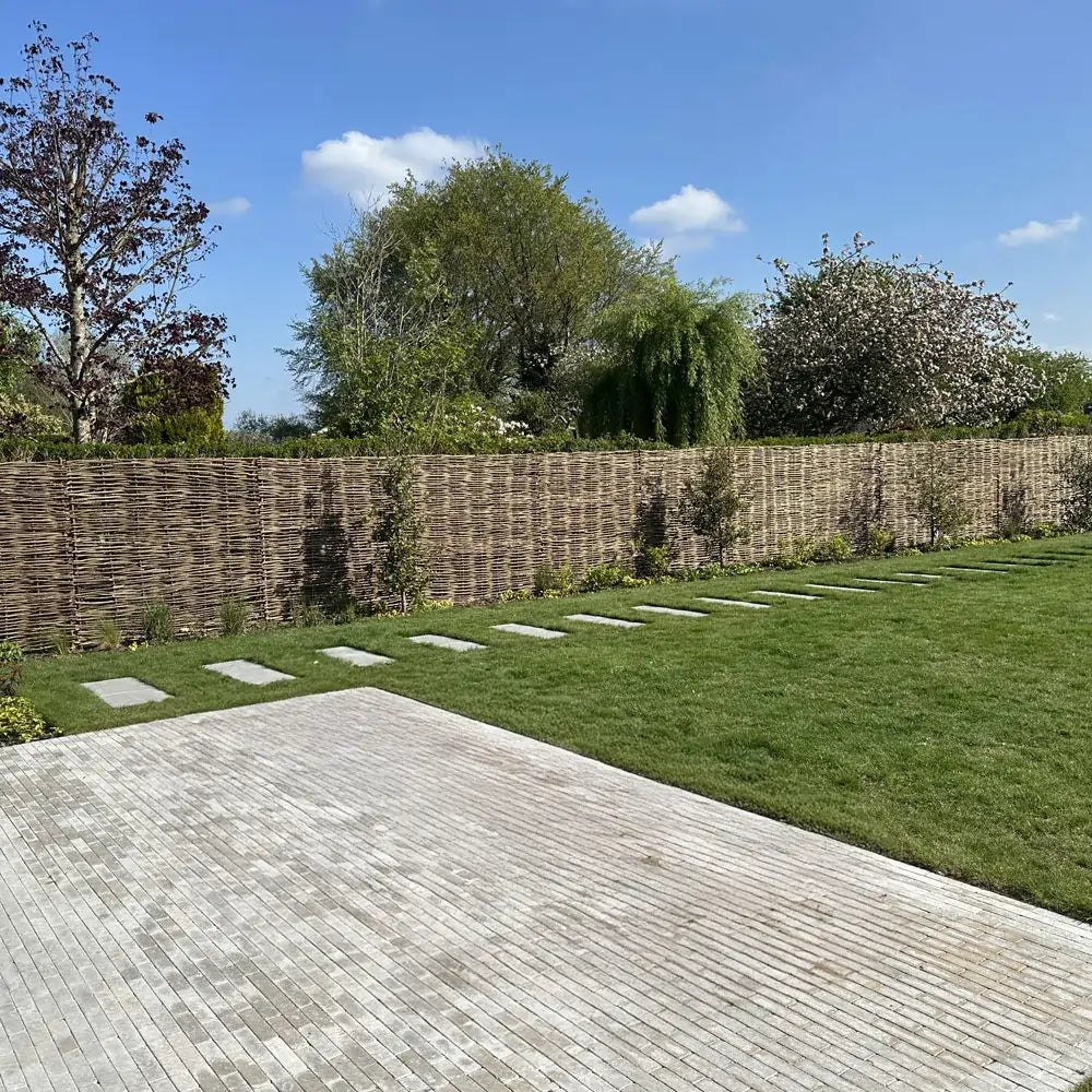 Grenshheds Hazel Hurdle Fence Panel Premium Weave